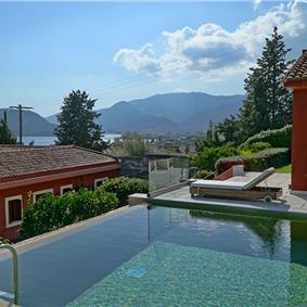5 bedroom villa with infinity pool on Lefkada, sleeps up to 14